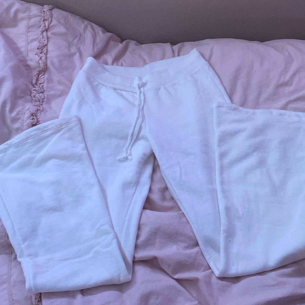 new never worn flare swets brandy melville